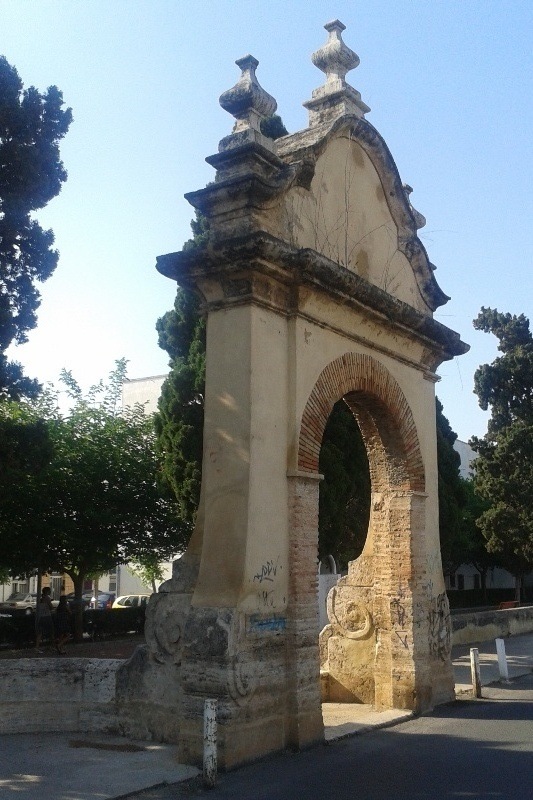 Porta del Castell de Benetússer